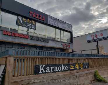 
Yonge Stre Bay Street Corridor商业用地规划为商业地产物业占地382平方尺