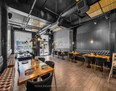 
East Wilmot Stre Beaver Creek Business Park商业用地规划为MC-2物业占地1,342平方尺
