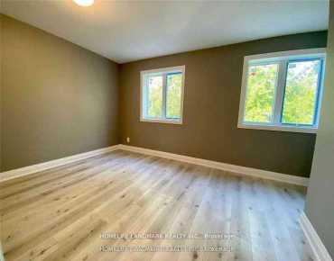 563 Bloor St W University is zoned as Central Business District Commercial with total area of 2,336 sqft