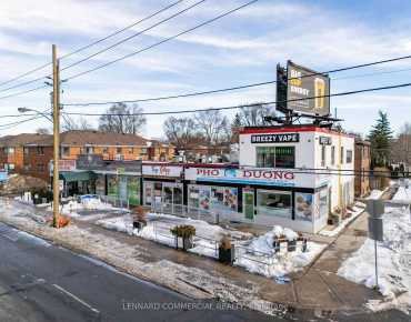 
7181 Yonge St Thornhill商业用地规划为商业物业占地989平方尺