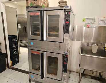 70 Eglinton Sq Clairlea-Birchmount is zoned as Commercial with total area of 805 sqft