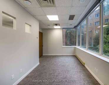 
1275 Finch Ave W York University Heights商业用地规划为Professional Off物业占地1,352平方尺