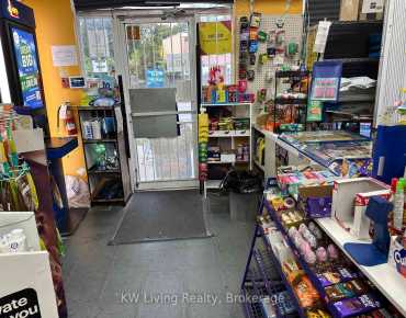 
9301 Bathurst St North Richvale is zoned as Commercial with total area of 1,667 sqft