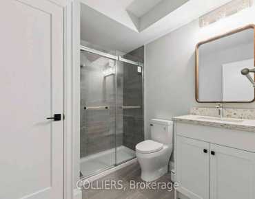 
256 - 7181 Yonge St Thornhill, Markham is zoned as Commercial/Retai with total area of 374.00 sqft