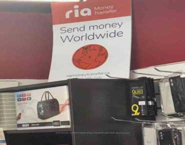 
Spadina Ave Kensington-Chinatown is zoned as Commercial with total area of 597 sqft