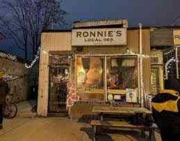 671 Queen St W Niagara, Toronto is zoned as CR with total area of 928.00 sqft