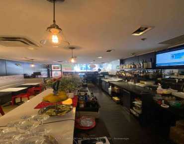 Lower - 114 Cumberland St Annex, 多伦多商业用地规划为CR3(c2.5;r3*2271并占地1165.00平方尺
