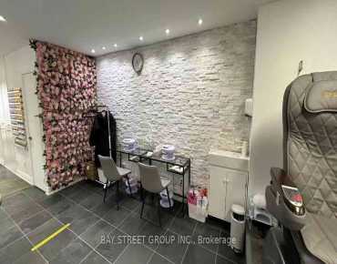 
LL - 837 Wilson Ave Downsview-Roding-CFB, Toronto is zoned as Commercial with total area of 2100.00 sqft