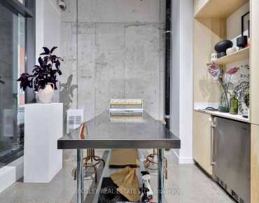 12 Woodstream Blvd Vaughan Grove is zoned as Commercial with total area of 1,580 sqft