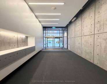 
Yonge St Willowdale East商业用地规划为办公室物业占地927平方尺