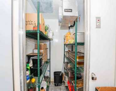 6 - 7181 Yonge St Grandview, Markham is zoned as Commercial with total area of 671.00 sqft