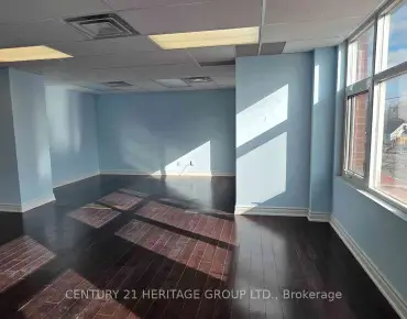 204 - 222 Finch Ave W Newtonbrook West, 多伦多商业用地规划为Office并占地605.00平方尺
