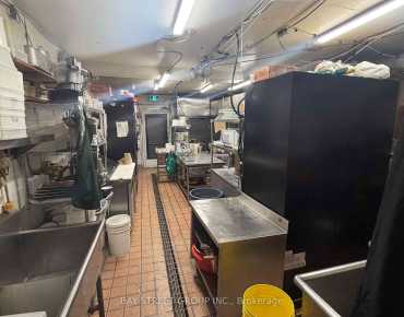 
1680 Midland Ave Dorset Park is zoned as E 0.7 (x192) with total area of 2,869 sqft