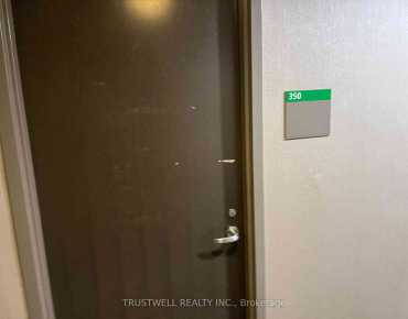 
55 Renfrew Dr Buttonville商业用地规划为MC60物业占地3平方尺