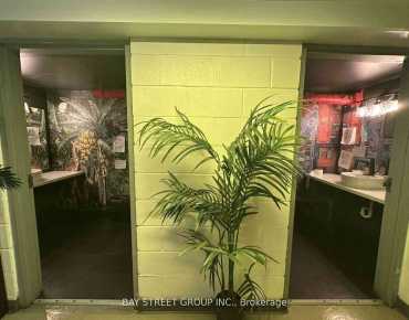 382 Spadina Ave Kensington-Chinatown, Toronto is zoned as Commercial with total area of 1200.00 sqft