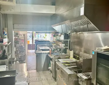 
Dundas St Junction Area商业用地规划为商业/民宅物业占地1,880平方尺