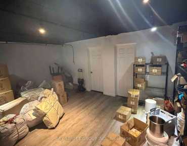 
586 Bloor St W Annex, Toronto is zoned as Commercial with total area of 1600.00 sqft