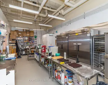 862 Dundas St W Trinity-Bellwoods, 多伦多商业用地规划为Commercial并占地1610.00平方尺
