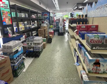 
Danforth Ave Danforth商业用地规划为中心商业区物业占地0平方尺