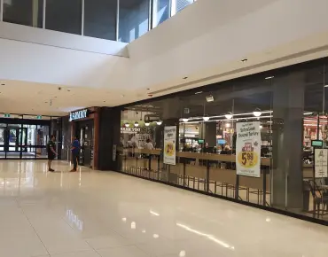911 Sheppard Ave W Clanton Park, Toronto is zoned as Commercial with total area of 3800.00 sqft