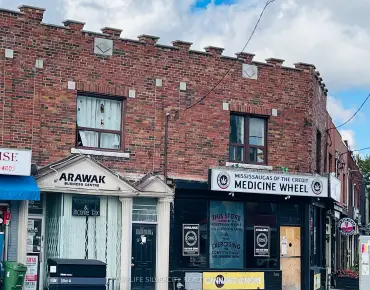 
35 Kensington Ave Kensington-Chinatown, 多伦多商业用地规划为CR2(c2;r1.5*2457物业占地3401.00平方尺