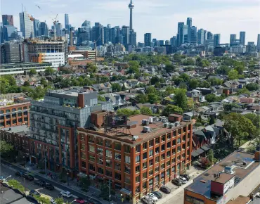 
Queens Quay Waterfront Communities C8 is zoned as 12D3N.5 with total area of 1,115 sqft