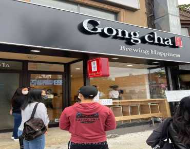 
Yonge Stre Yonge-Eglinton商业用地规划为商业/民宅(3)物业占地0平方尺