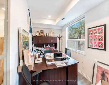 304 Danforth Ave Playter Estates-Danforth, 多伦多商业用地规划为CR 3.0 (c2.5; r2并占地5896.00平方尺
