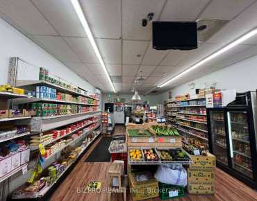 
Wilson Aven Downsview-Roding-CFB商业用地规划为商业零售物业占地1,500平方尺