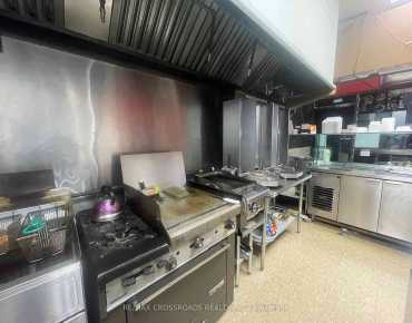 
Eglinton Aven Forest Hill North is zoned as Commercial with total area of 550 sqft