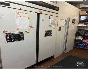 Silver Star Blvd Milliken is zoned as unusual with total area of 988 sqft