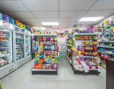
2650 John St Milliken Mills West商业用地规划为M (Manufacturing物业占地1,675平方尺