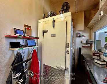 201 Amber St Milliken Mills West商业用地规划为EMP-GE (Employme物业占地19,922平方尺