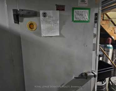 167 Limestone Cres York University Heights, Toronto is zoned as Industrial with total area of 2500.00 sqft