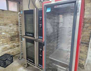 1114 Queen St E South Riverdale, Toronto is zoned as Business Commerc with total area of 2900.00 sqft
