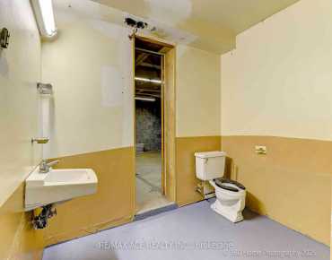 426-428 Dawes Rd O'Connor-Parkview, Toronto is zoned as Commercial / ret with total area of 7815.00 sqft