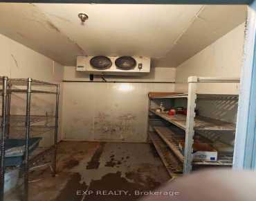 
210 - 2600 John St Milliken Mills West, Markham is zoned as EMP-GE with total area of 2928.00 sqft