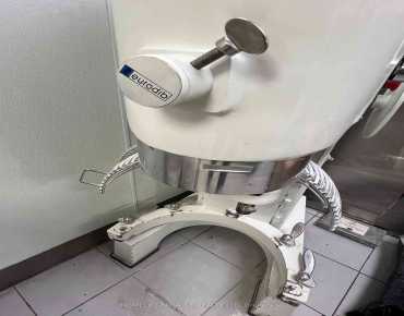 
2600 John St Milliken Mills West is zoned as EMP-GE with total area of 2,928 sqft