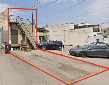 
1666 Bloor St High Park North商业用地规划为零售物业占地765平方尺