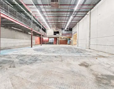 3475-3491 Danforth Ave Oakridge, 多伦多商业用地规划为CR4.5(c4.5;r4)*8并占地25413.00平方尺
