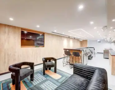 291 Coxwell Ave Woodbine Corridor, Toronto is zoned as Commercial with total area of 812.00 sqft