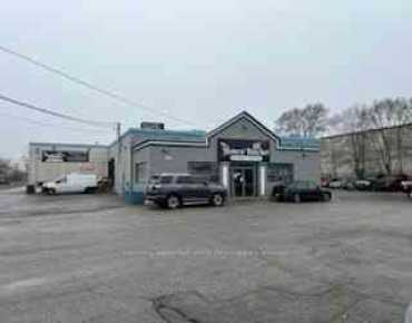 130 Manville Rd Clairlea-Birchmount, Toronto is zoned as E1.0 with total area of 18738.00 sqft
