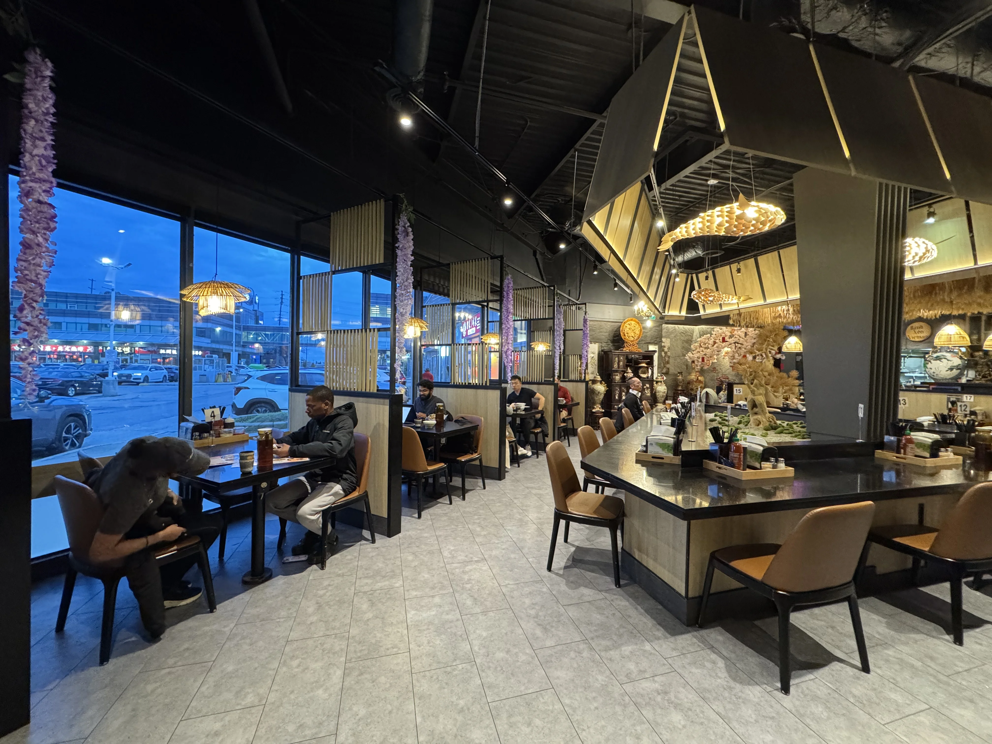 Turnkey Restaurant for Sale in Richmond Hill Times Square (Highway7/Leslie)