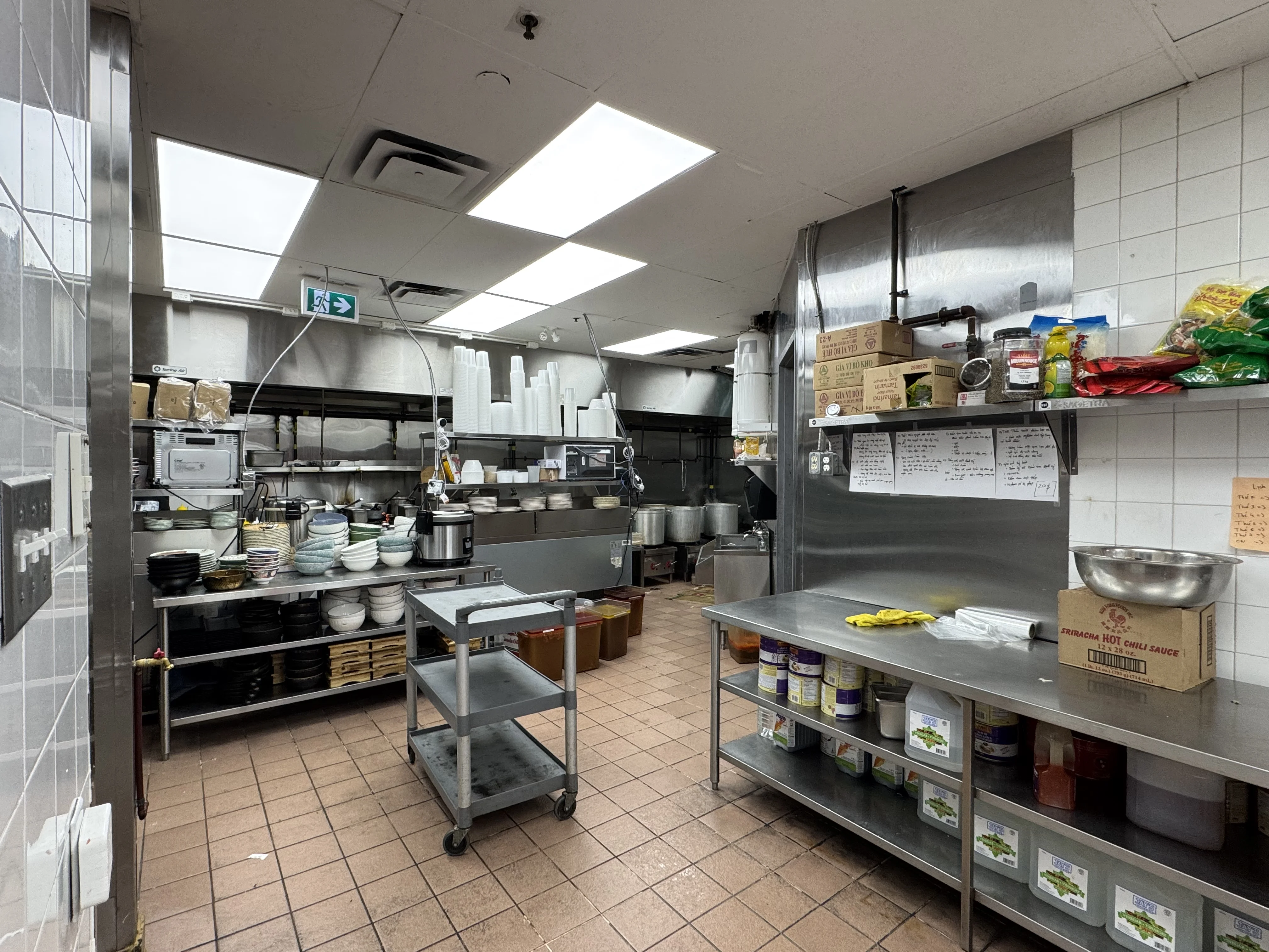 Turnkey Restaurant for Sale in Richmond Hill Times Square (Highway7/Leslie)
