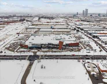 
32 - 500 Wilson Ave Clanton Park, 多伦多商业用地规划为CR - Commercial物业占地1487.00平方尺