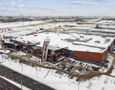 
32 - 500 Wilson Ave Clanton Park, 多伦多商业用地规划为CR - Commercial物业占地1487.00平方尺