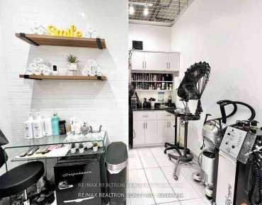 42 - 7181 Yonge St Grandview, Markham is zoned as HC1 with total area of 270.00 sqft