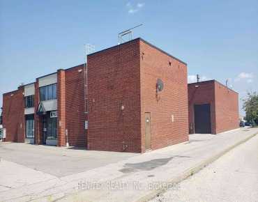 
1611 Bloor St W High Park-Swansea商业用地规划为商业/民宅物业占地1,650平方尺