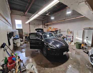 17 - 2650 John St Milliken Mills West, Markham is zoned as EMP-GE with total area of 1600.00 sqft
