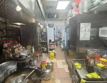 
9 - 9625 Yonge St Harding, Richmond Hill is zoned as Commercial with total area of 1170.00 sqft